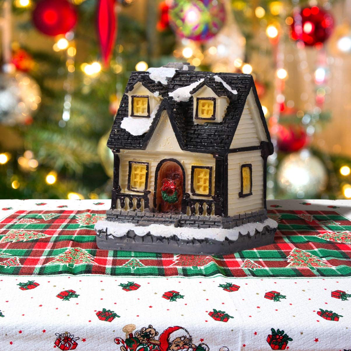 Christmas Village Houses with LED Light Resin Village Houses Lit Building Table Decoration for Christmas Holiday Party Dollhouse — image 2
