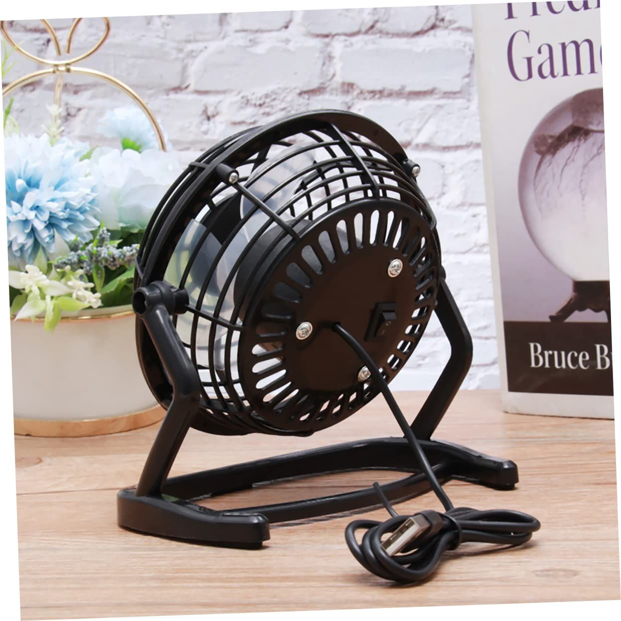 Rechargeable Batteries Small Exhaust Fan Desk Fans Small Quiet Electric Plug in Rechargable Batteries Small Table Fan Student