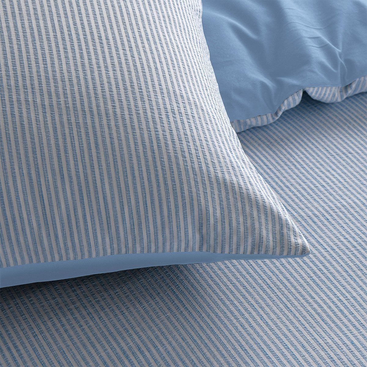 Accessorize Ripley Blue Striped Pattern Quilt Cover Set Queen β image 4