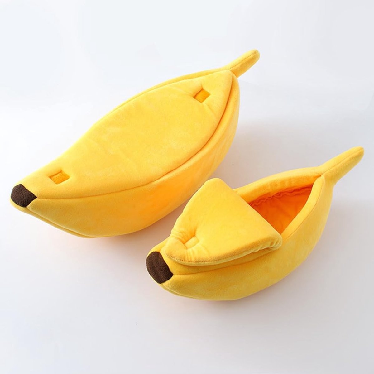 Banana-shaped pet bed - Creative dog and cat kennel - Warm and soft plush puppy mat - Cute fruit design for cats, kittens, and dogs - Available in various — image 3