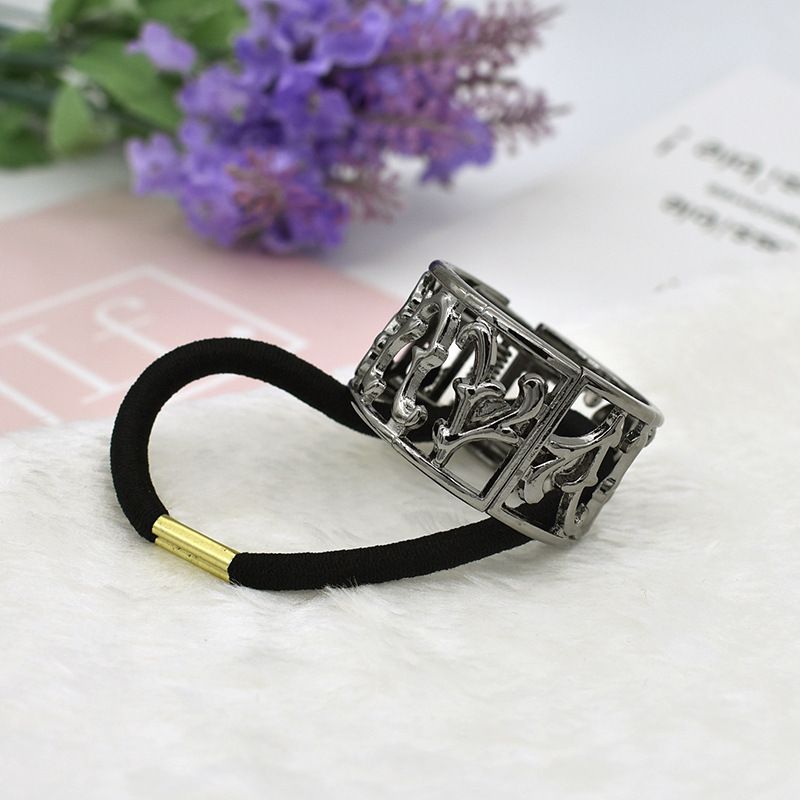 4PCS Fashion Zinc Alloy Ponytail Cuff Elastic Hair Tie Ponytail Holder Punk Gothic Hair Cuff Hair Rope Hair Clips Hair Band — image 3