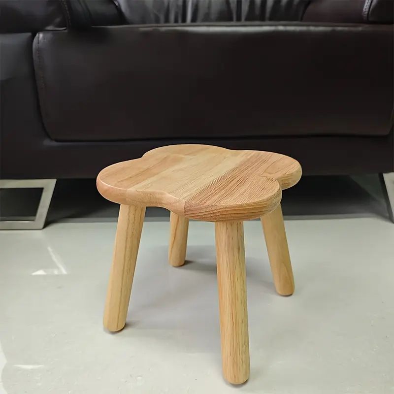 Versatile Solid Wood Low Stool with Flower-Shaped Seat for Entryway, Living Room, Patio, and Kids' Seating (Natural, S(24*24*24cm))
