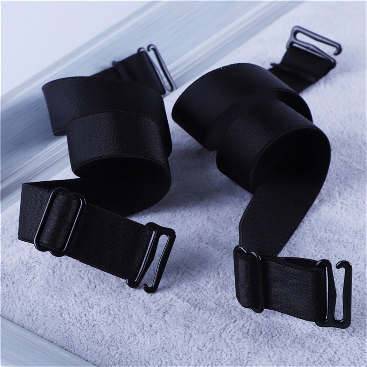 30 Pairs Bra Strap Replacement Elastic Adjustable Removable Multi Color（Black+White+Skin tone）Bra Straps Holder Racer Back Conceal Bra Straps Non-slip Elastic Cleavage Control,