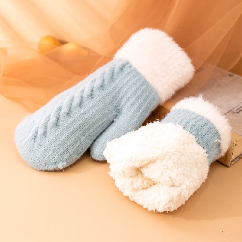 Winter Twisted Cable Knit Women's Gloves with Fleece Lining Thickened Plush Gloves,Soft/Warm for Cold