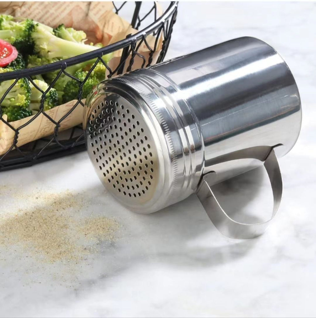 Stainless Steel Dredge Shaker Ideal For Salt, Spice, Sugar, Flour (4, 10 oz) Seasonings Spice Shakers With Holes