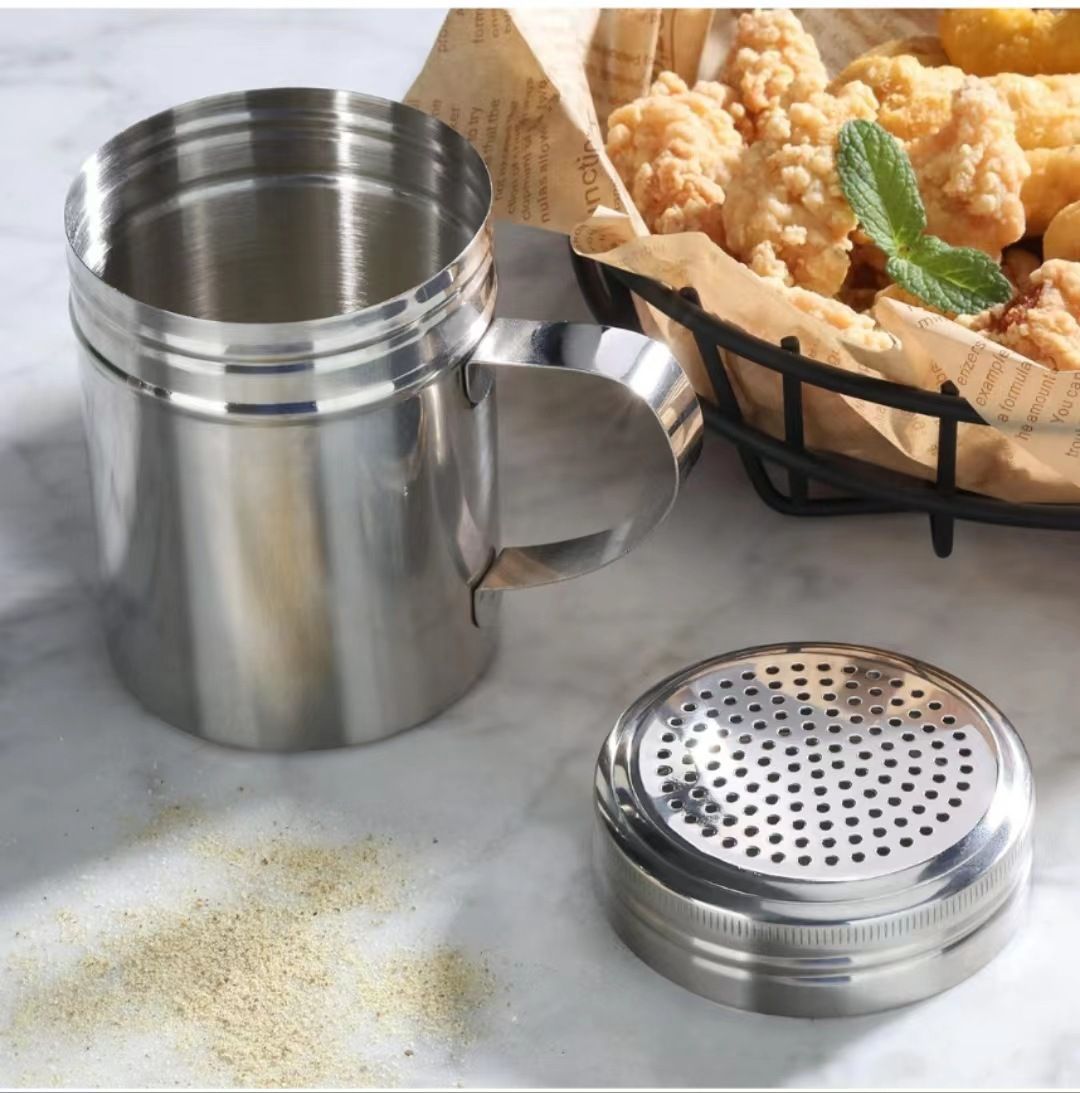 Stainless Steel Dredge Shaker Ideal For Salt, Spice, Sugar, Flour (4, 10 oz) Seasonings Spice Shakers With Holes