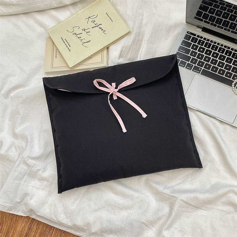 Cute Bowtie Laptop Sleeve Puffy Notebook Bag Tablet Bag Protective Laptop Case for Women (black horizontal style)
