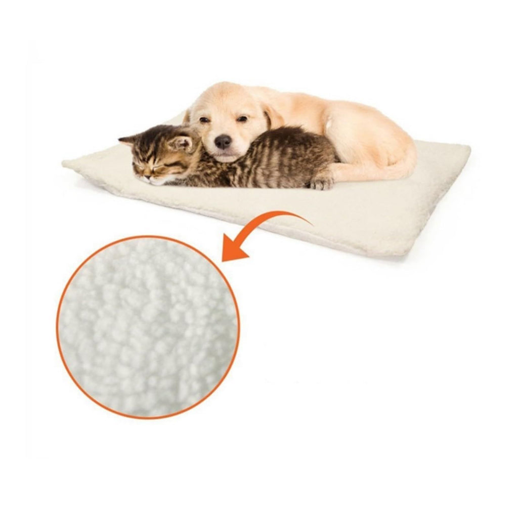 Self Heating Pet Mat for Dogs and Cats, Non Slip Moisture Proof Washable Bed Pad,  Warm Winter Sleeping Carpet(white)