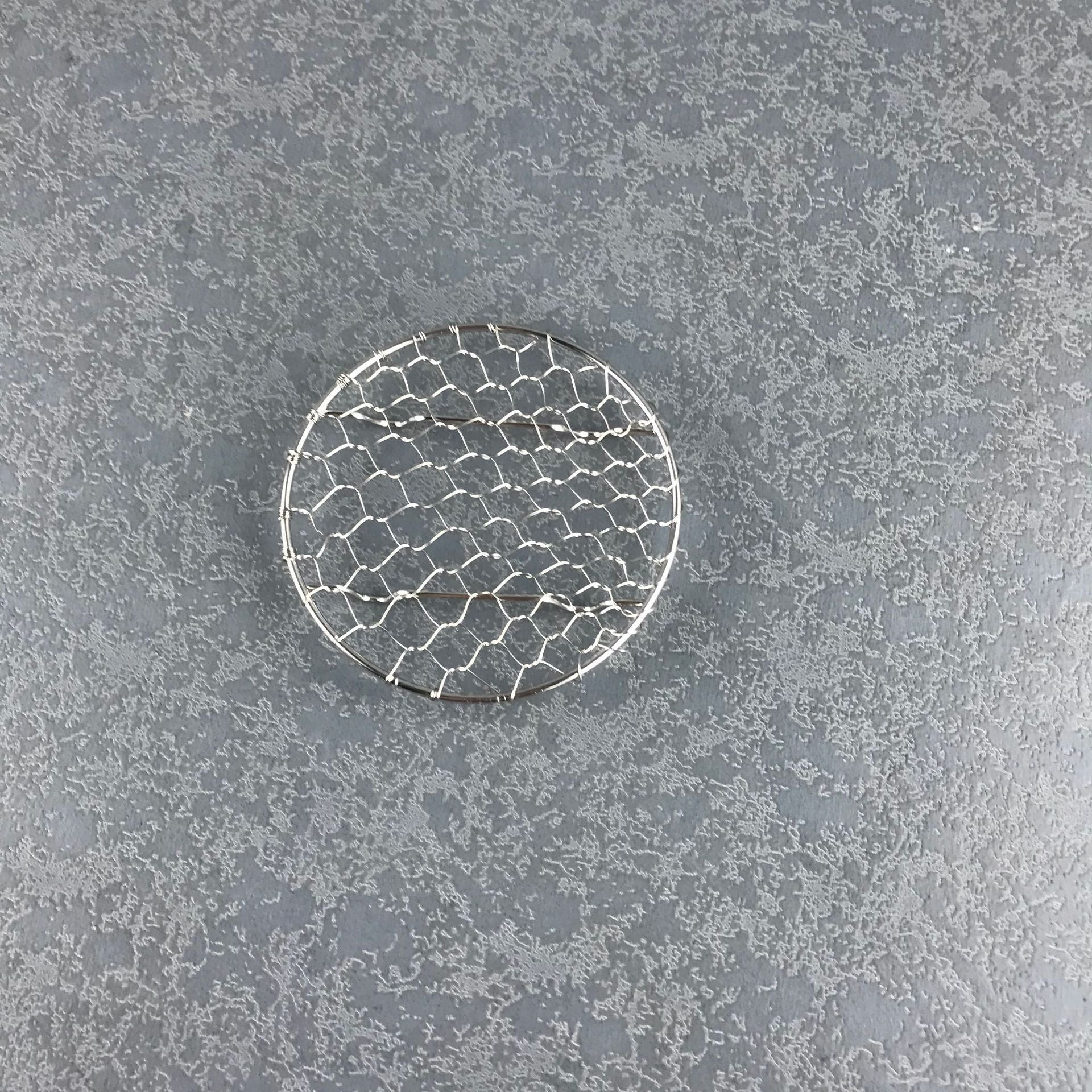 304 stainless steel circular hand woven oil spill net for frying, oil spill rack pad for toast, stainless steel wire mesh for collecting and grilling(9cm)
