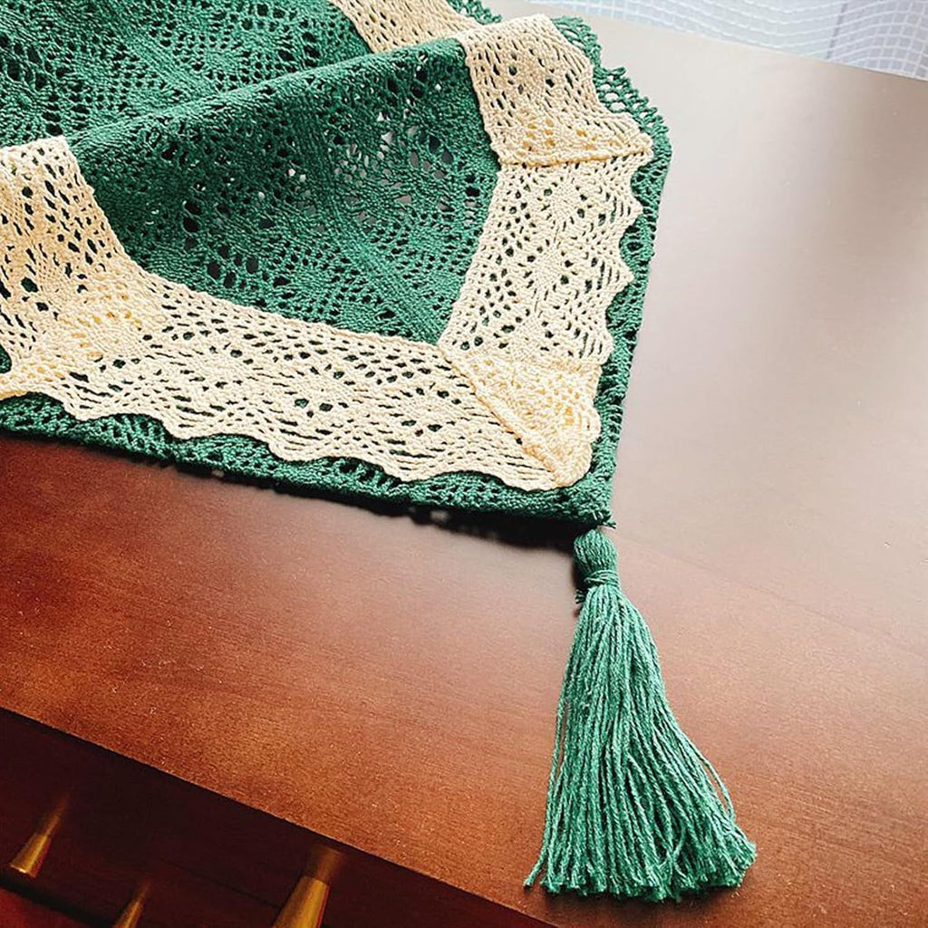 Table Runners,Table Runner, Lace Hollow , TV Cabinet, Shoe Cabinet, Cover and Dining Table, Suitable for Country Table Decoration(30*100cm)