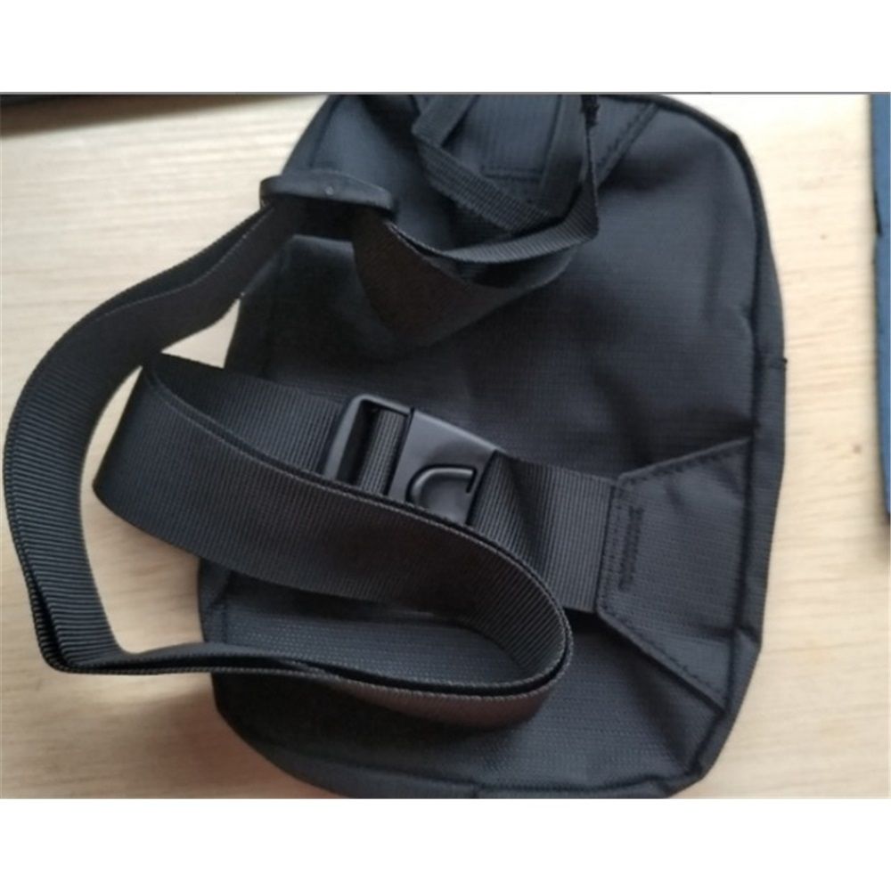 Mini Sling Bag for Men Women, Small Crossbody Casual Utility Chest Phone Bag for Travel Workout（Black）