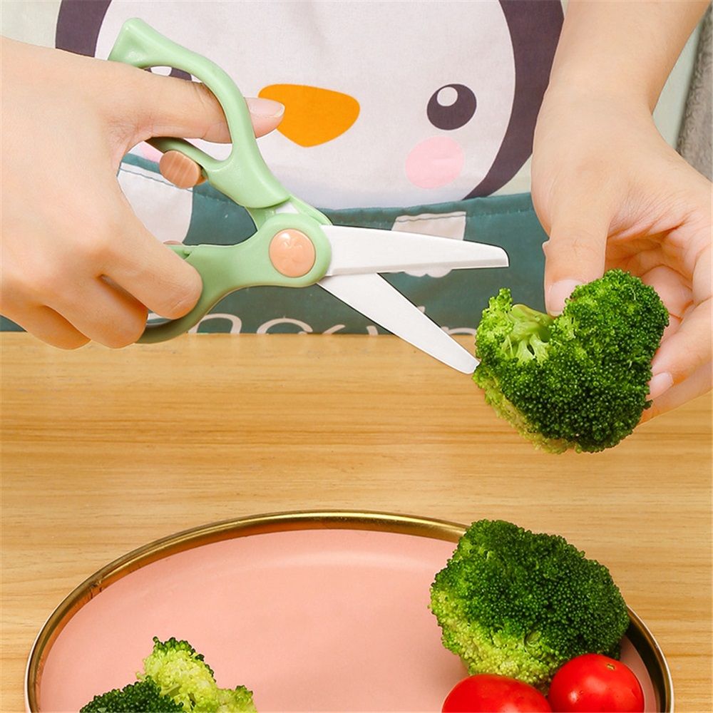 2pcs Safe stainless steel scissors for toddlers with safety lock and suitcase, the best scissors for cutting children's food, portable and healthy baby assistant (pink+Green)