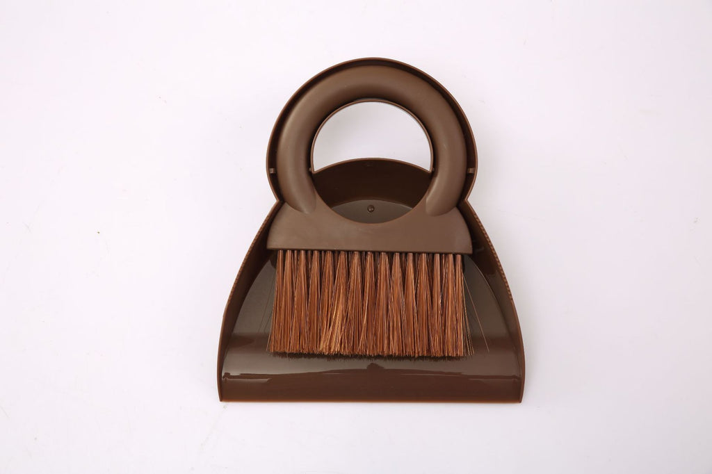 The  Mini Table Dustpan and Brush, Clean Crumbs and Dirt of Tablecloths, Desks and Dining Room Tables, Comfortable Handle,  Table Accessories (Coffee)