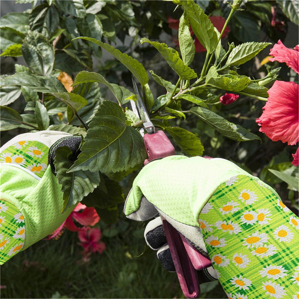Gardening Gloves for Women Rose Pruning Thorn Proof Breathable Garden Gloves Long Forearm Protection Gauntlet Adjustable Flexible Working Gloves(Green)