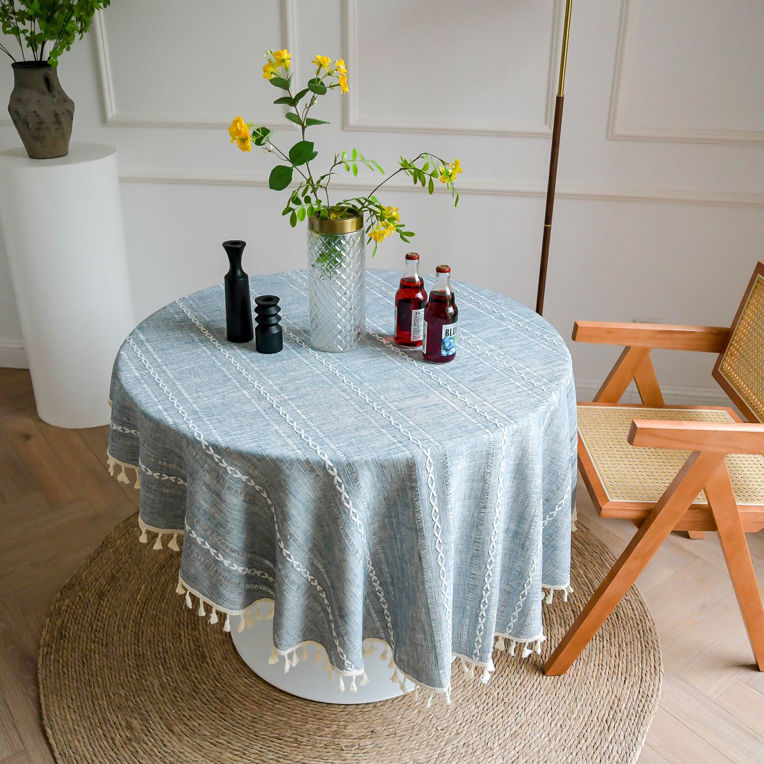 Rustic Farmhouse Round Tablecloth Cotton Linen Grey Dust-Proof Washable Embroidery Table Cover Heavy Weight Table Cloth for Party Kitchen Dining Tabletop Decoration 47.2 Inch
