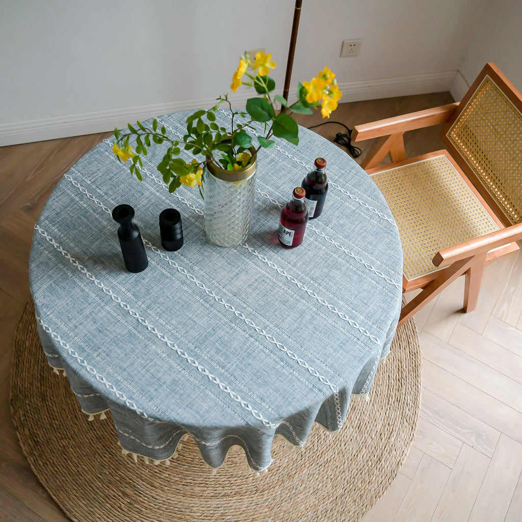 Rustic Farmhouse Round Tablecloth Cotton Linen Grey Dust-Proof Washable Embroidery Table Cover Heavy Weight Table Cloth for Party Kitchen Dining Tabletop Decoration 47.2 Inch