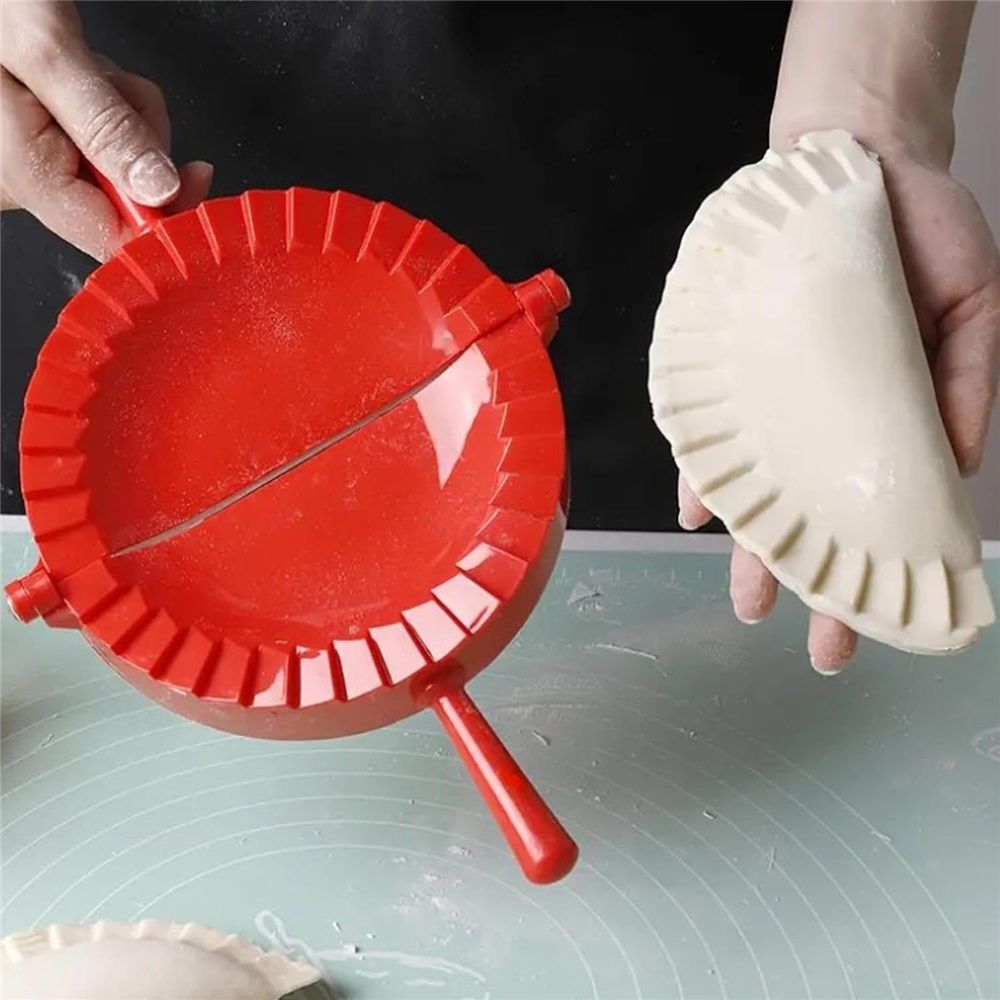 3 pack 5.7 Inch - Mold Ravioli Dumpling Wrap, Tortilla Folder, Wonton Dough Press 2-in-1 Cutter Sealer, Hand Pot Pie Maker Wraper（red）
