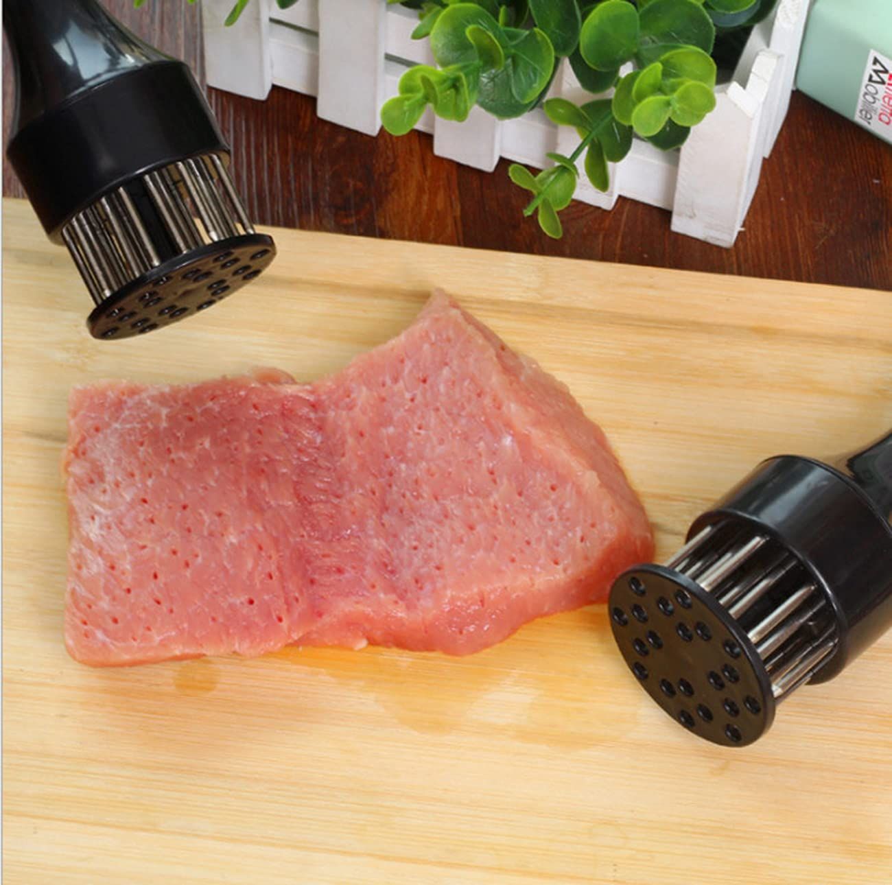 White 16-Needles Food-Grade Stainless Steel Meat Tenderizer, Household Manual Steak Tenderising Tool, Meat Piercing Breaker for BBQ Beef, Pork & Chicken