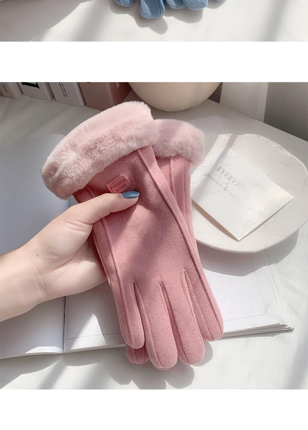 Pink women's Minimalist Solid Color Touchscreen Gloves, Elegant Modern Windproof Warm Riding, Fuzzy Gloves for Fall & Winter