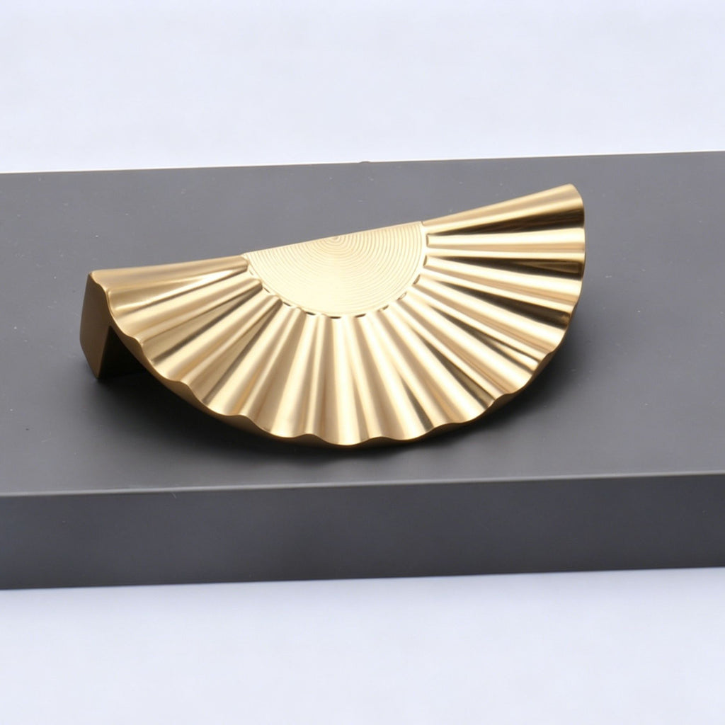 64mm Hole Spacing Pleated Fan Cabinet Pull 2pcs
