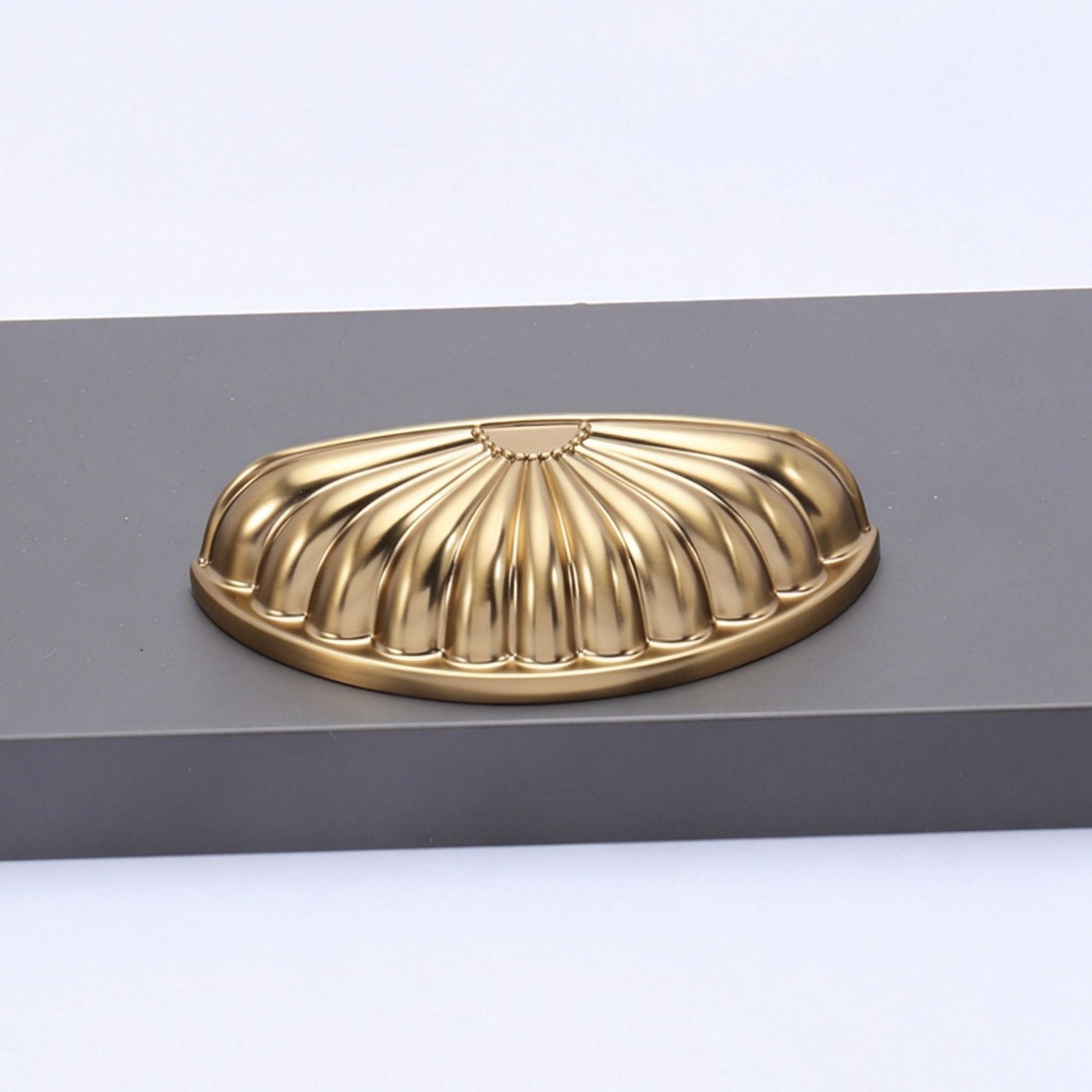 76mm Hole Spacing Shell Fan Cabinet Pull 2pcs