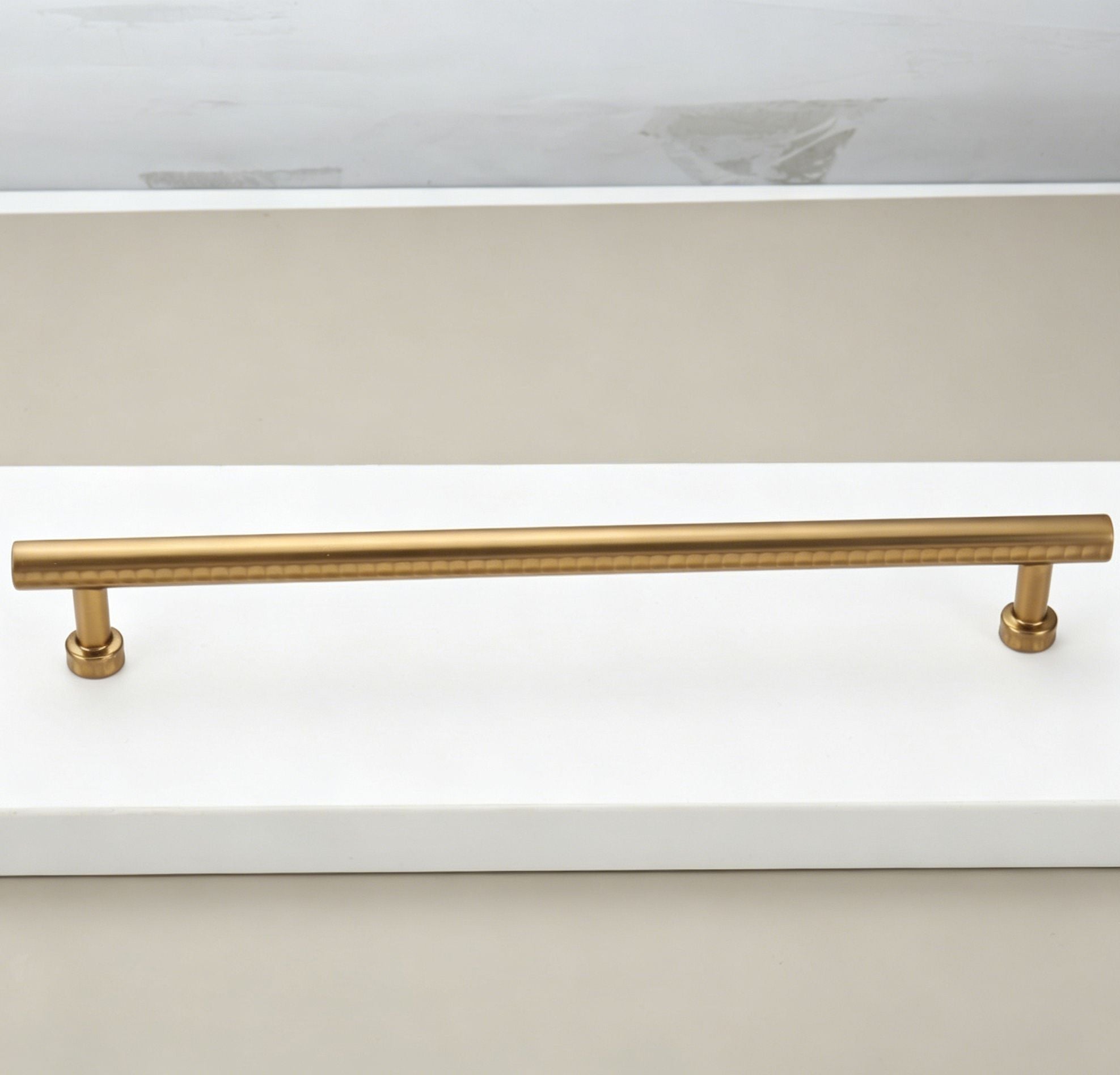 192mm Hole Spacing Hammered Tube Cabinet Pull 2pcs
