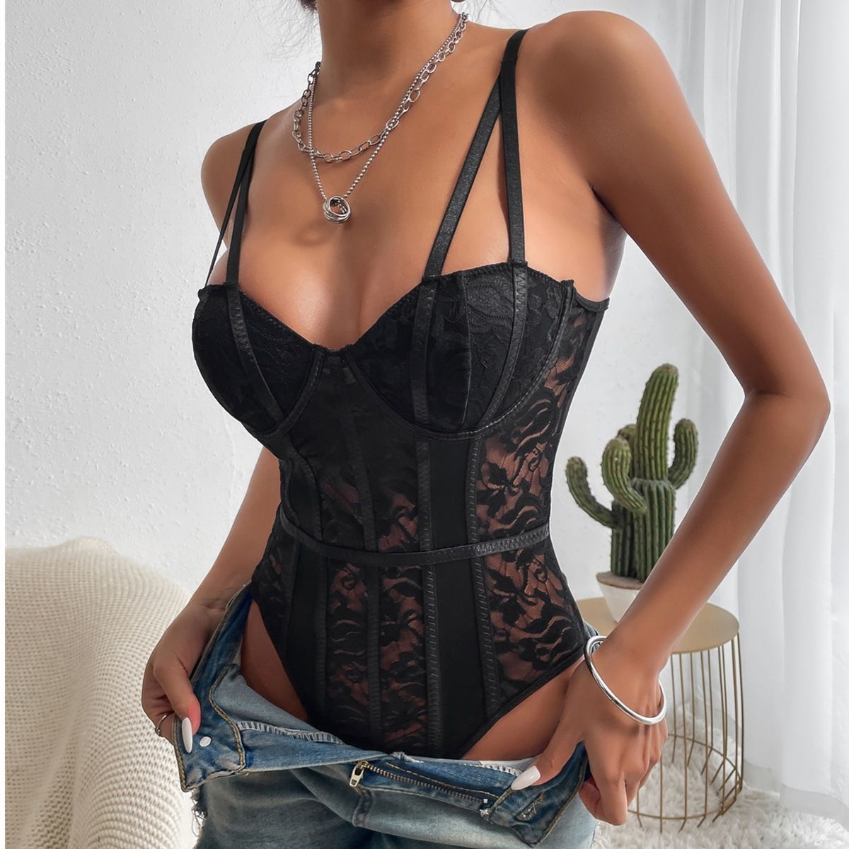 Sexy Lace Splicing Unique Street Style Jumpsuit - Black - L
