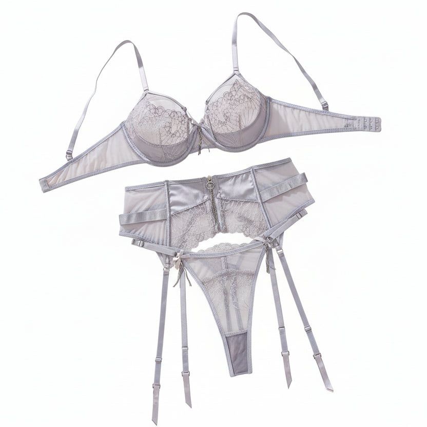 House Of Dasein Perspective Embroidered Mesh Splicing Sexy Underwear 3-Piece Set - Silver - M