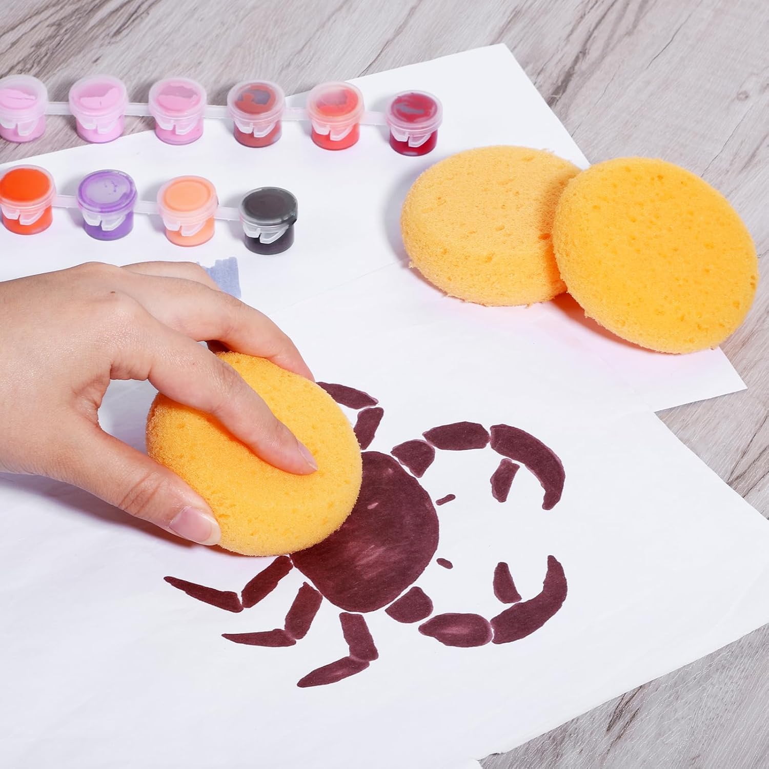 Paint Sponge, 12 Pcs Orange Round Painting Sponges 3 Inch Artist Pottery Sponge Applicator Watercolor Sponges for Face Painting Pottery Art Crafts Ceramics