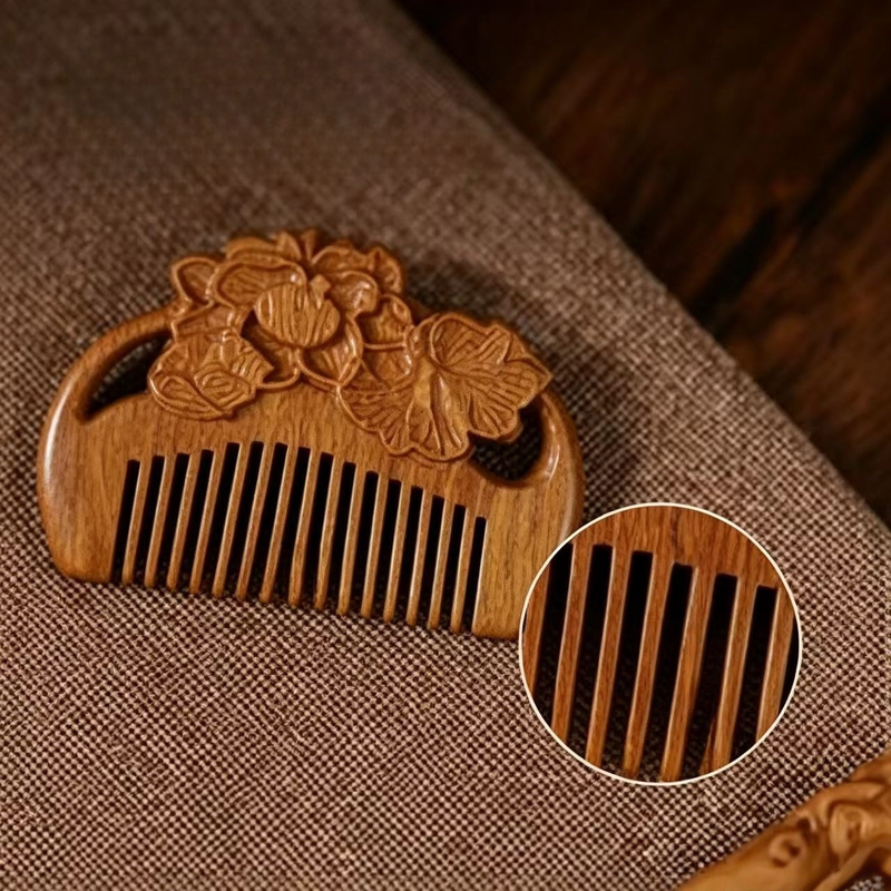 8cm Mini Carved Sandalwood Comb, Vintage Reishi Mushroom 3D Engraved Portable Anti-Static Wooden Scalp Massage Comb