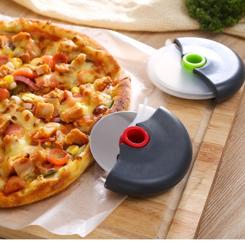 Detachable Stainless Steel Pizza Cutter Wheel with Transparent Protective Cover, Kitchen Baking Slicer Tool—Green