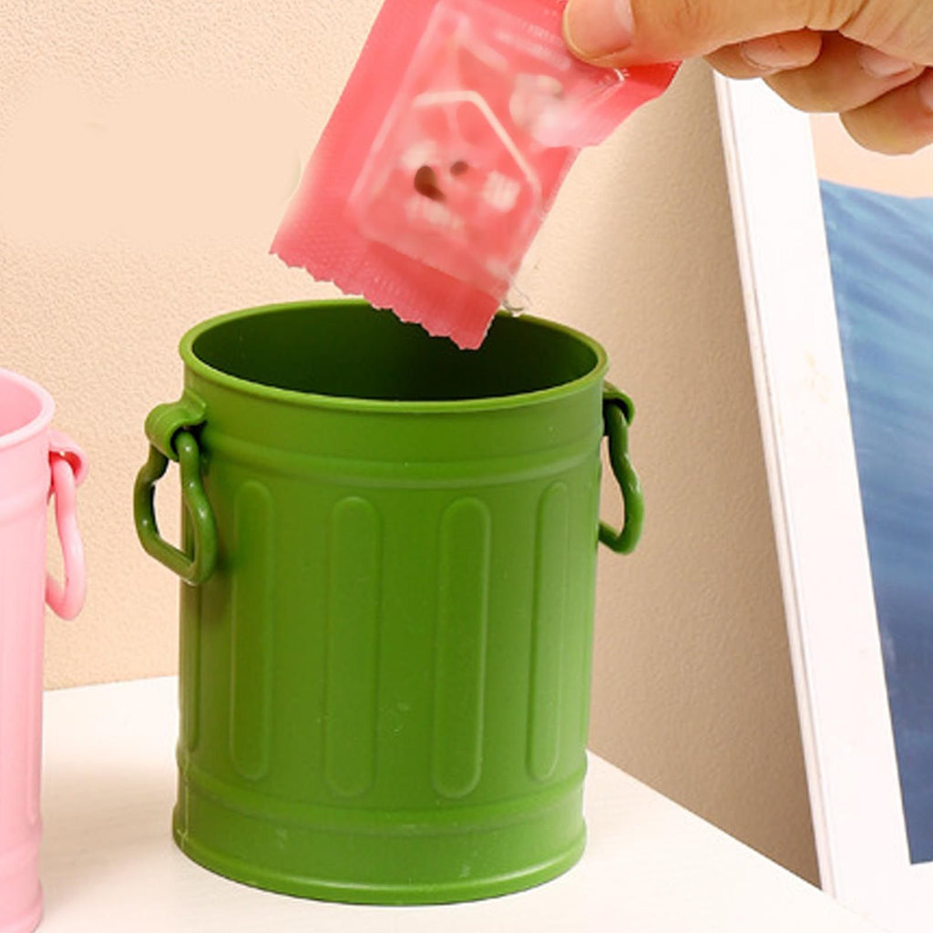 Plastic Pen Holder Cute Large Capacity Convenient Storage Pencil Container for Home School Office Green