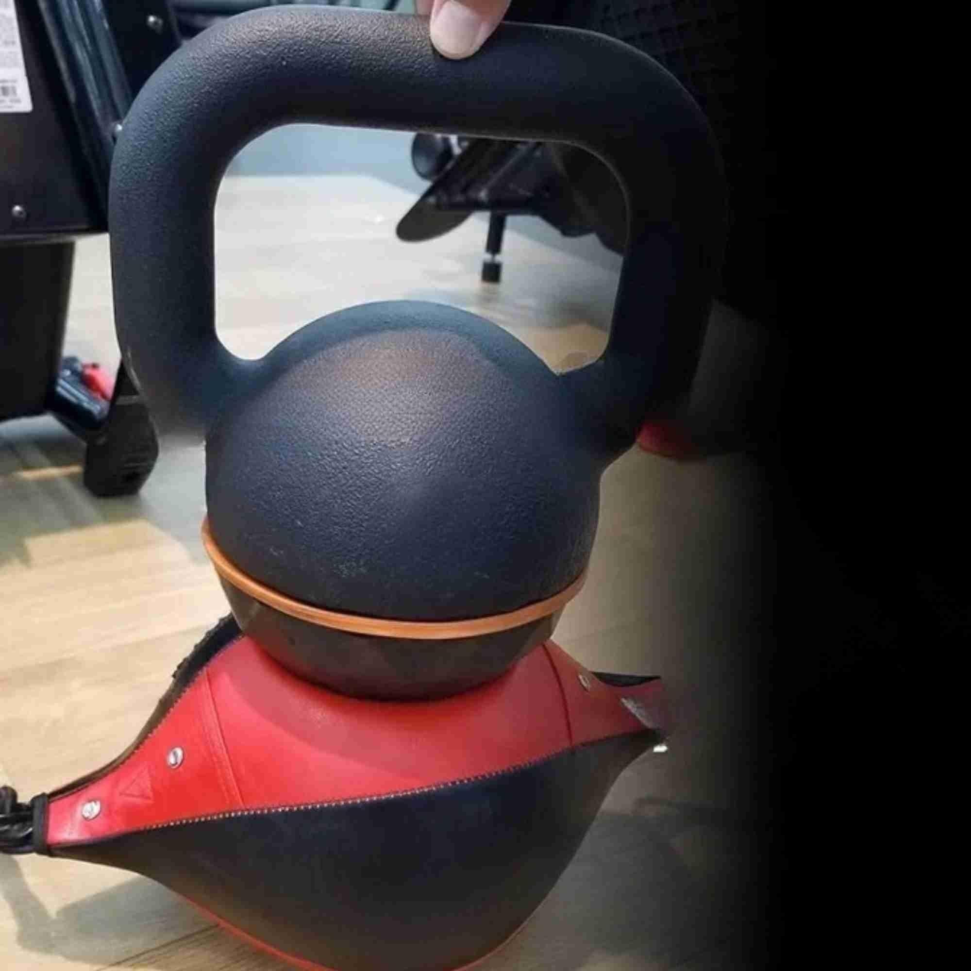Speed Ball Boxing Floor to Ceiling PU Double End Punching Training Bag Black Red
