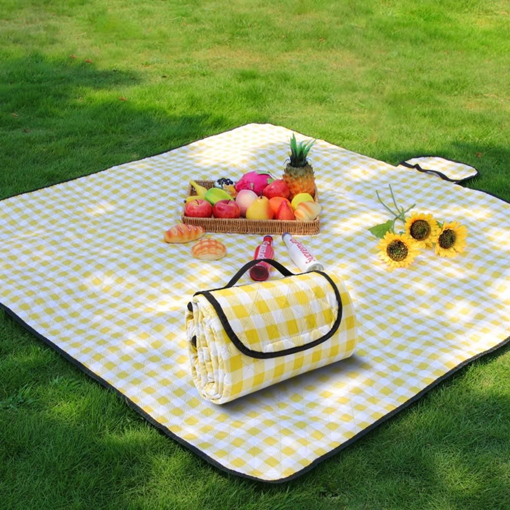 Foldable Picnic Mat Water-resistant Soft Camping Blanket Beach Outdoor Mat Yellow S
